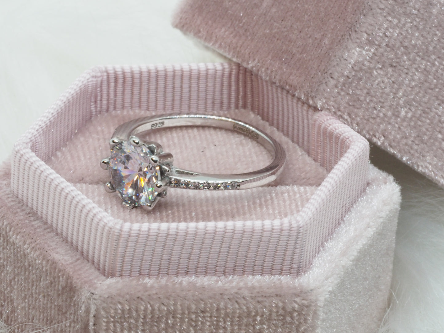 GIOIA BIJOUX | SOLITARIO 8 PUNTE ARGENTO