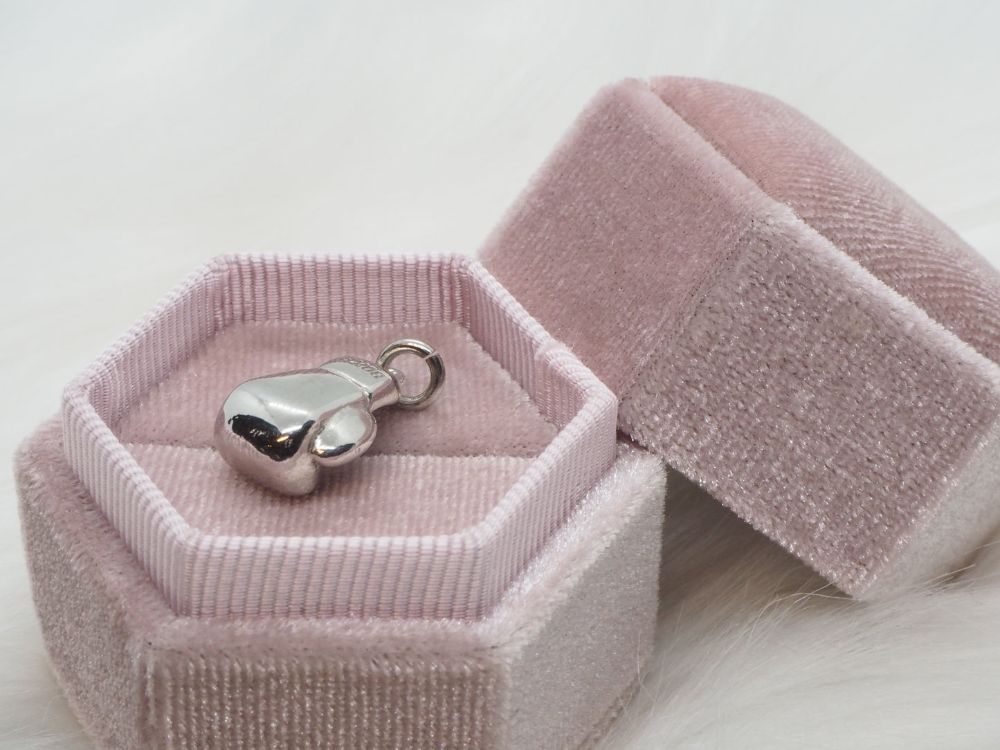 GIOIA BIJOUX | CIONDOLO GUANTONE ARGENTO