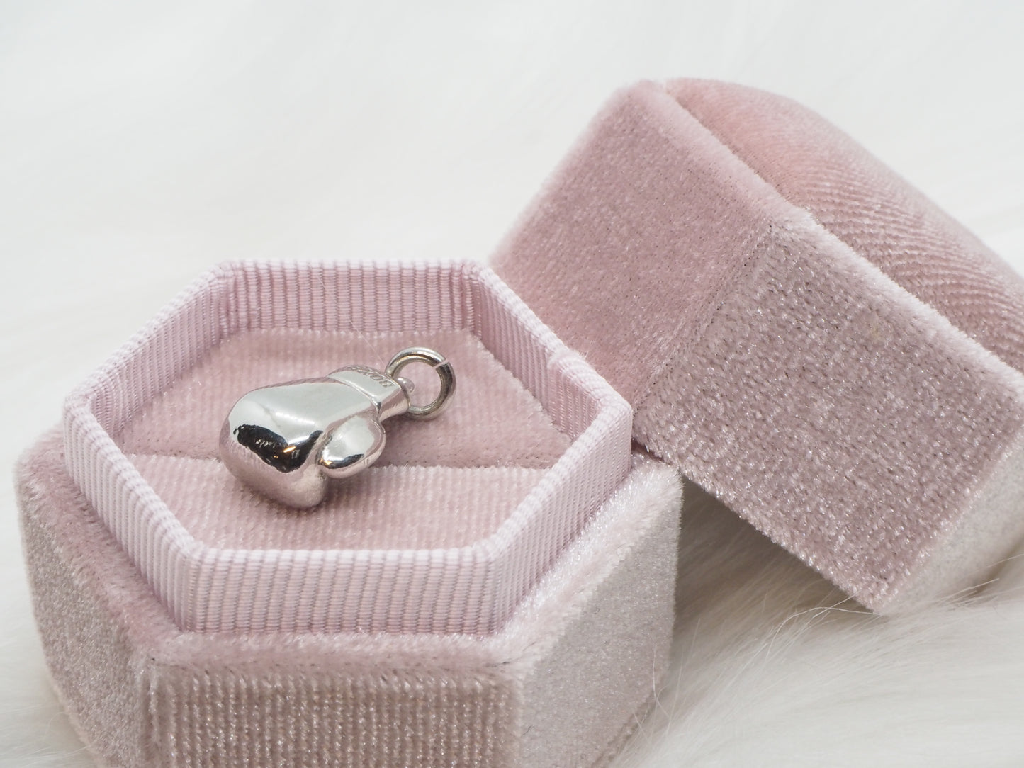 GIOIA BIJOUX | CIONDOLO GUANTONE ARGENTO