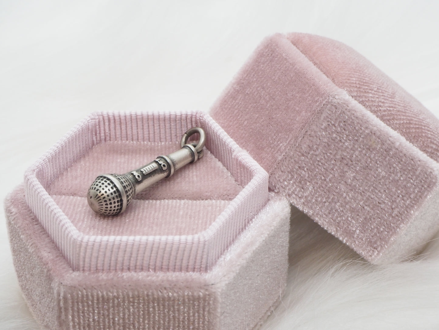 GIOIA BIJOUX | CIONDOLO MICROFONO ARGENTO