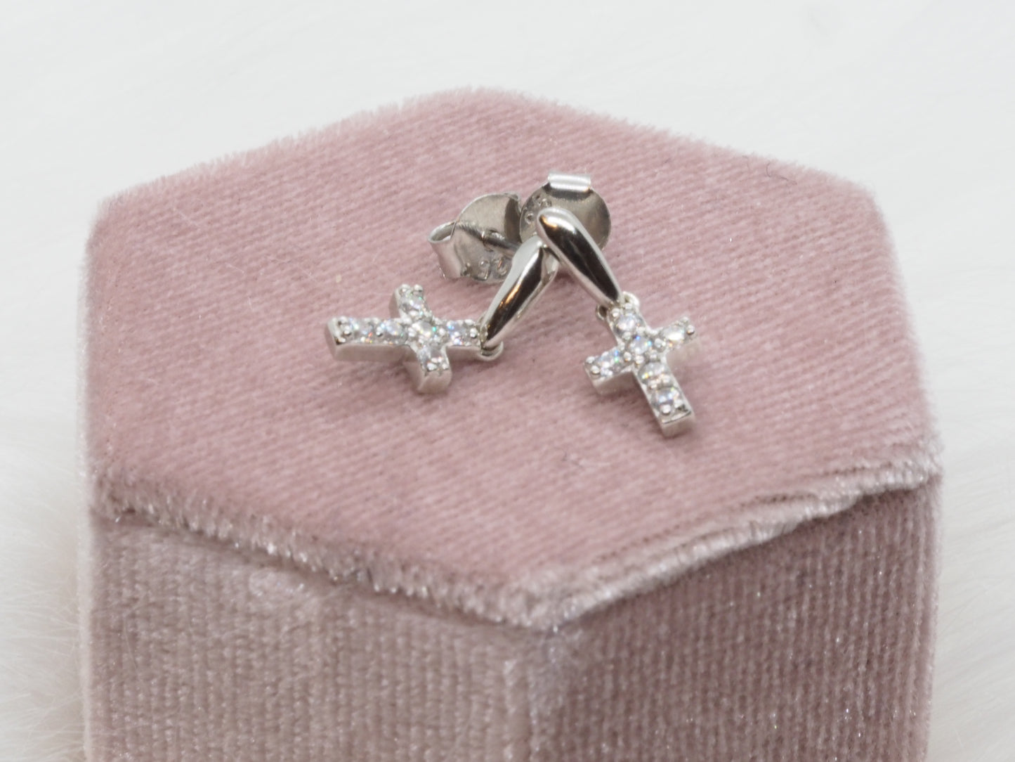 GIOIA BIJOUX | ORECCHINI CROCE BIANCA ARGENTO